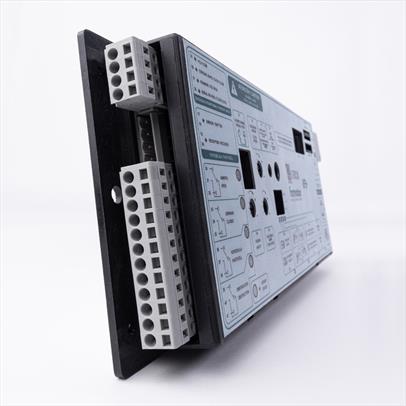 V05 right end