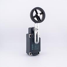 Snap Action, Adjustable Pizzato Limit Switch 1NO + 1NC With 50mm Roller Detail Page