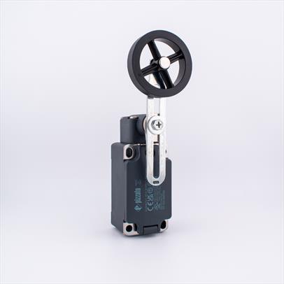 Snap Action, Adjustable Pizzato Limit Switch 1NO + 1NC