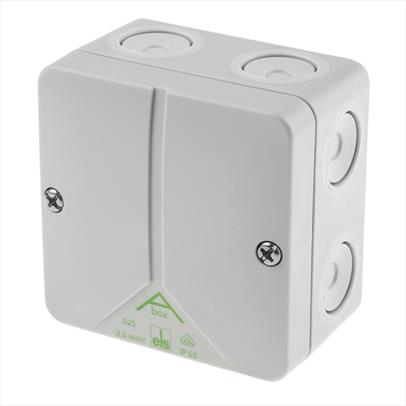 High performance moulded connection boxes
