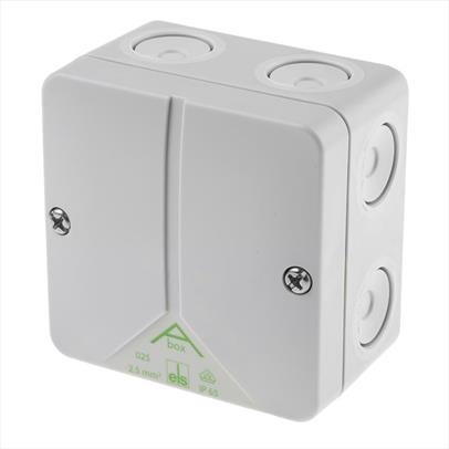 High performance moulded connection boxes